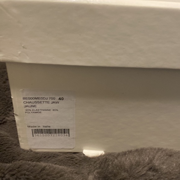 Shoes - Picture 6 of 6